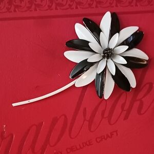 Vintage Black and White Flower Brooch